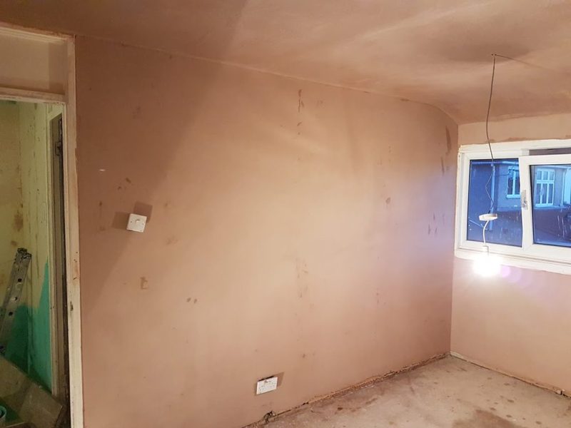 Bedroom walls and ceiling fully re-skimmed by CT2 Plastering & Rendering, Orpington